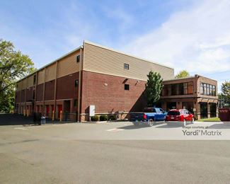 Photo 4 of Extra Space Storage - 33 Schoolhouse Road, Milford, CT