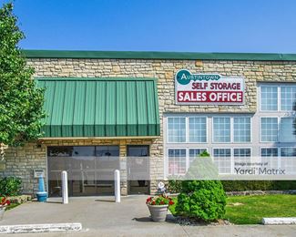 Photo 2 of Austintown Self Storage - 5370 Clarkins Drive, Austintown, OH