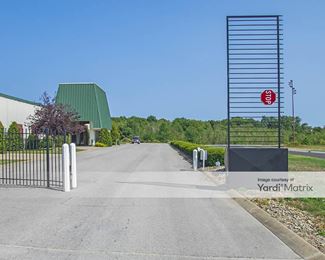 Photo 3 of Austintown Self Storage - 5370 Clarkins Drive, Austintown, OH