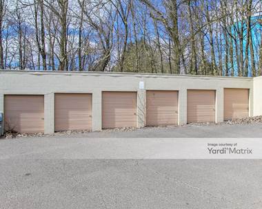 Storage Units for Rent available at 8 Minges Creek Place, Battle Creek, MI 49015