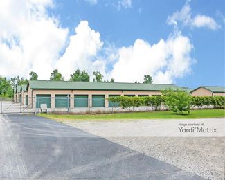 Photo 2 of Plum Cheap Storage - 104 Plum Creek Road, Lapeer, MI