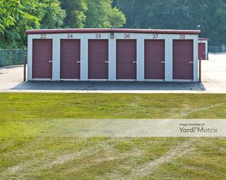 Photo 2 of A-1 Pack-Stack - 5147 North Genesee Road, Flint, MI