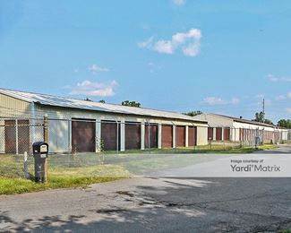 Photo 6 of Flint Stor-All - 3502 Gorey Avenue, Flint, MI