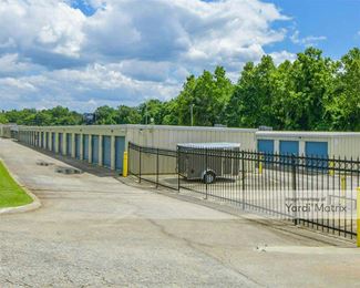 Photo 2 of Storage Xxtra - 7711 Veterans Pkwy, Columbus, GA