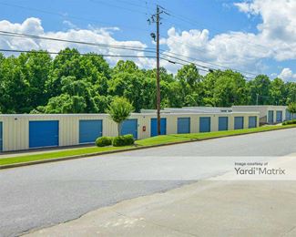 Photo 4 of Storage Xxtra - 7711 Veterans Pkwy, Columbus, GA