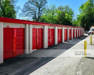 Photo 3 of Storage Rentals of America - 3560 Victory Drive, Columbus, GA