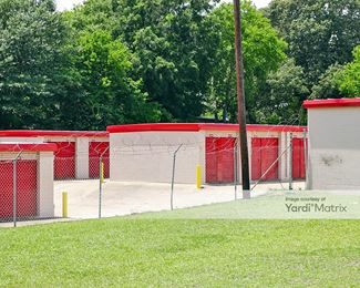 Photo 5 of Storage Rentals of America - 3560 Victory Drive, Columbus, GA
