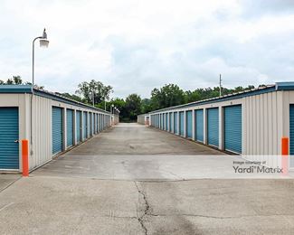 Photo 2 of Sun Self Storage - 2000 Columbus Pkwy, Opelika, AL
