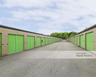 Photo 2 of Extra Space Storage - 3787 Elm Road NE, Warren, OH