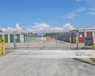 Photo 2 of BinTris Moving and Self Storage - 7197 Red Arrow Hwy, Stevensville, MI