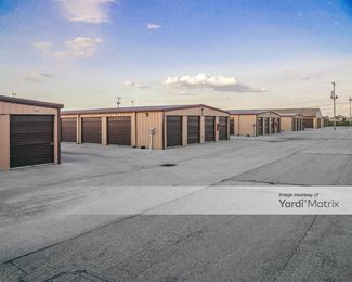 Photo 2 of Perrysburg Self Storage - 8232 Fremont Pike, Perrysburg, OH