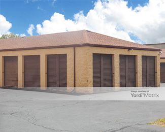 Photo 4 of Sylvania Self Storage - 2704 Centennial Road, Sylvania, OH