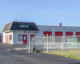 Photo 1 of Storage Rentals of America - 4835 South Avenue, Toledo, OH