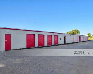 Photo 4 of Storage Rentals of America - 4835 South Avenue, Toledo, OH