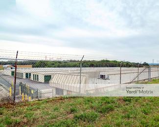 Photo 2 of North Parkway Mini Storage - 10132 Memorial Pkwy NW, Huntsville, AL