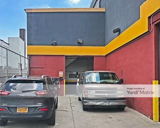 Photo 3 of Manhattan Mini Storage - 18402 Jamaica Avenue, Hollis , NY