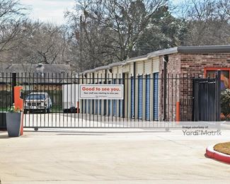 Photo 2 of Morningstar Storage - 2704 Boonville Road, Bryan, TX