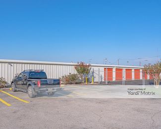 Photo 1 of FreeUp Storage - 1400 North 45th Street, Corsicana, TX
