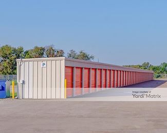 Photo 2 of FreeUp Storage - 1400 North 45th Street, Corsicana, TX