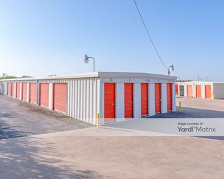 Photo 4 of FreeUp Storage - 1400 North 45th Street, Corsicana, TX