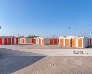 Photo 5 of FreeUp Storage - 1400 North 45th Street, Corsicana, TX
