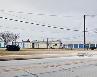 Photo 3 of Finfeather Self Storage - 2206 Finfeather Road, Bryan, TX