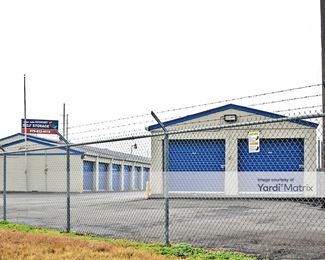 Photo 4 of Finfeather Self Storage - 2206 Finfeather Road, Bryan, TX
