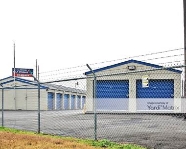 Storage Units for Rent available at 2206 Finfeather Road, Bryan, TX 77801