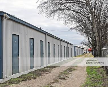 Storage Units for Rent available at 4300 Bellmead Drive, Waco, TX 76705