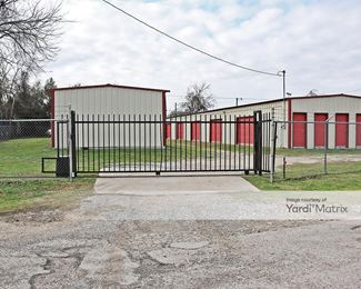 Photo 3 of 254-Storage - 220 Stanfield, Waco, TX