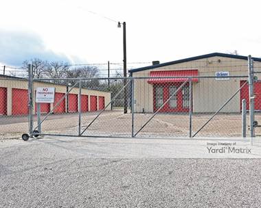 Storage Units for Rent available at 901 South 18th Street, Waco, TX 76706