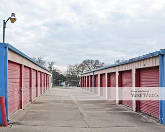 Photo 2 of Ideal Self Storage - 1809 Clark Avenue, Waco, TX