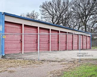 Photo 3 of Ideal Self Storage - 1809 Clark Avenue, Waco, TX