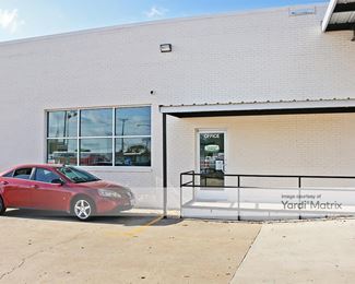 Photo 3 of Downtown Storage - 1225 Franklin Avenue, Waco, TX