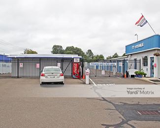 Photo 2 of Stowaway Storage - 128 Quinnipiac Avenue, North Haven, CT