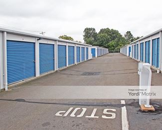 Photo 3 of Stowaway Storage - 128 Quinnipiac Avenue, North Haven, CT