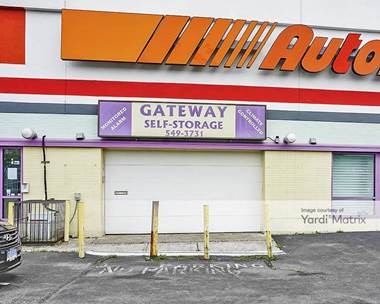 Storage Units for Rent available at 450 Homestead Avenue, Hartford, CT 06112