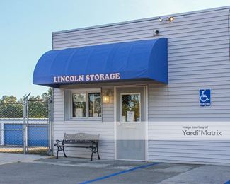 Photo 4 of Lincoln Storage - 146 Lincoln Avenue, Colonie, NY
