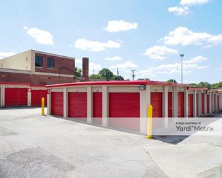 Photo 3 of Storage Rentals of America - 1625 North Main Street, Anderson, SC