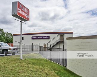 Photo 4 of Public Storage - 440 Tolland Turnpike, Manchester, CT