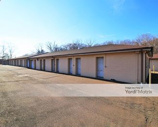 Photo 2 of CubeSmart Self Storage - 76 Sanford Street, Hamden, CT
