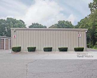 Photo 4 of iStorage - 1140 Wolcott Road, Wolcott, CT