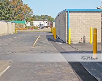 Photo 3 of Extra Space Storage - 1156 Cromwell Avenue, Rocky Hill, CT