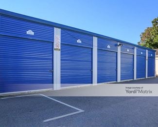 Photo 1 of iStorage - 960 Bank Street, New London, CT