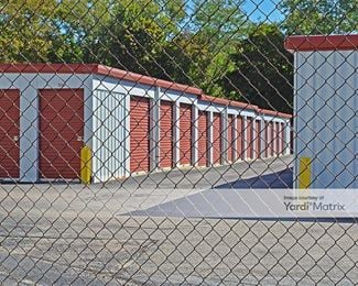 Photo 2 of Norwich Self Storage - 1 South Golden Street, Norwich, CT