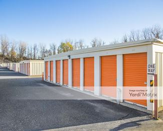 Photo 2 of Danbury Self Storage - 2 Plumtree's Road, Danbury, CT
