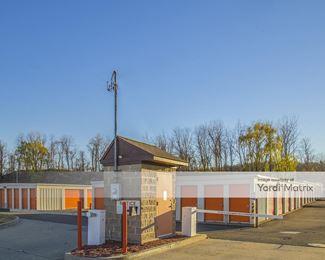 Photo 3 of Danbury Self Storage - 2 Plumtree's Road, Danbury, CT