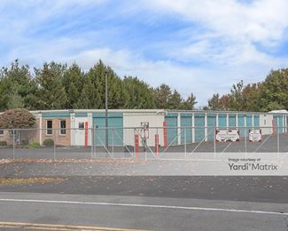Photo 4 of iStorage - 3221 Sullivan Trail, Easton, PA