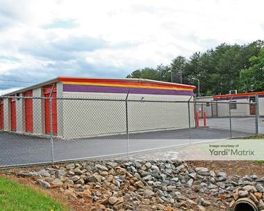 Storage Units for Rent available at 28 Woods Lake Road, Greenville, SC 29607