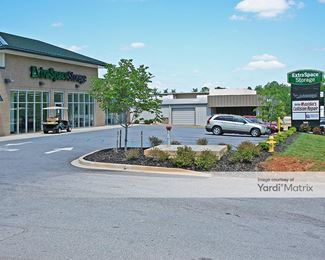 Photo 2 of Extra Space Storage - 549 Woodruff Road, Greenville, SC